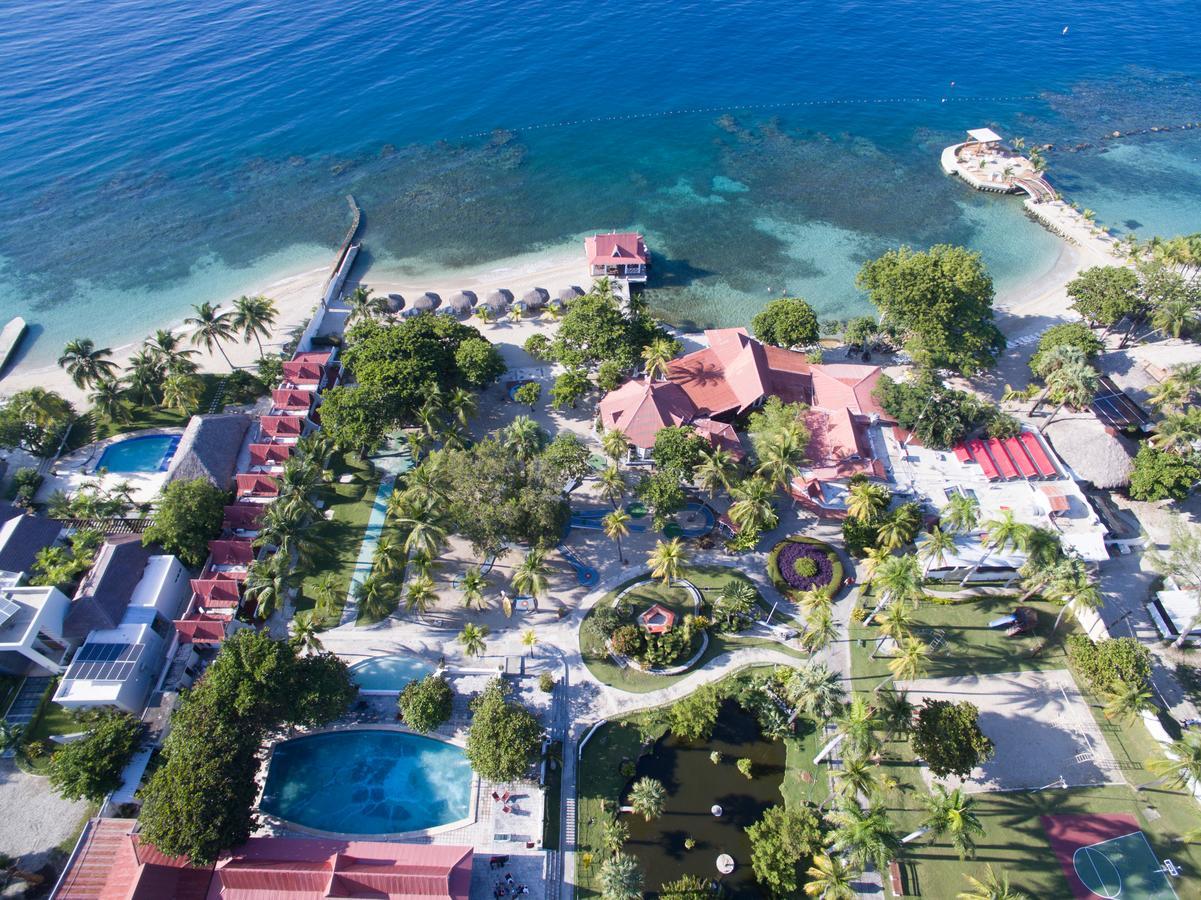 Moulin Sur Mer Beach Resort 몽트루이 외부 사진