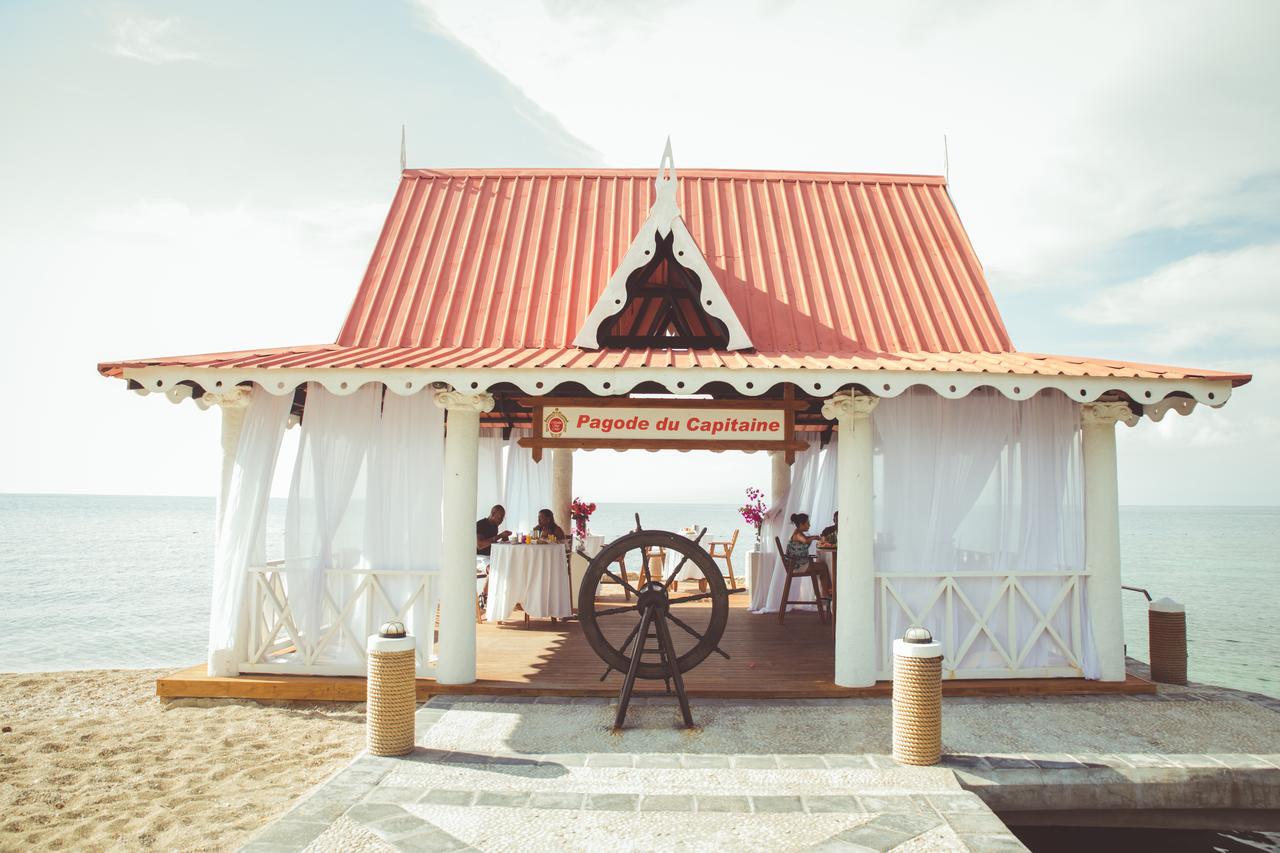 Moulin Sur Mer Beach Resort 몽트루이 외부 사진