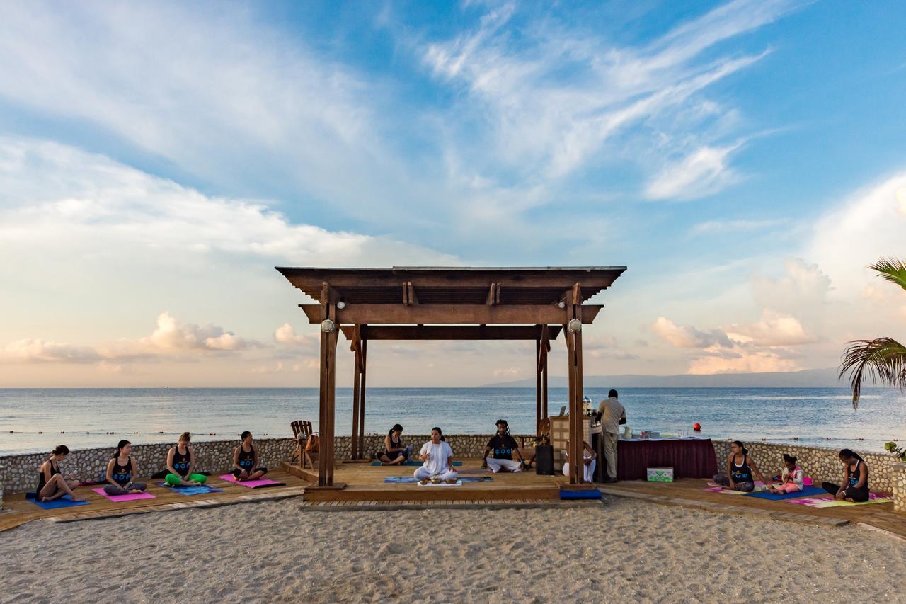 Moulin Sur Mer Beach Resort 몽트루이 외부 사진
