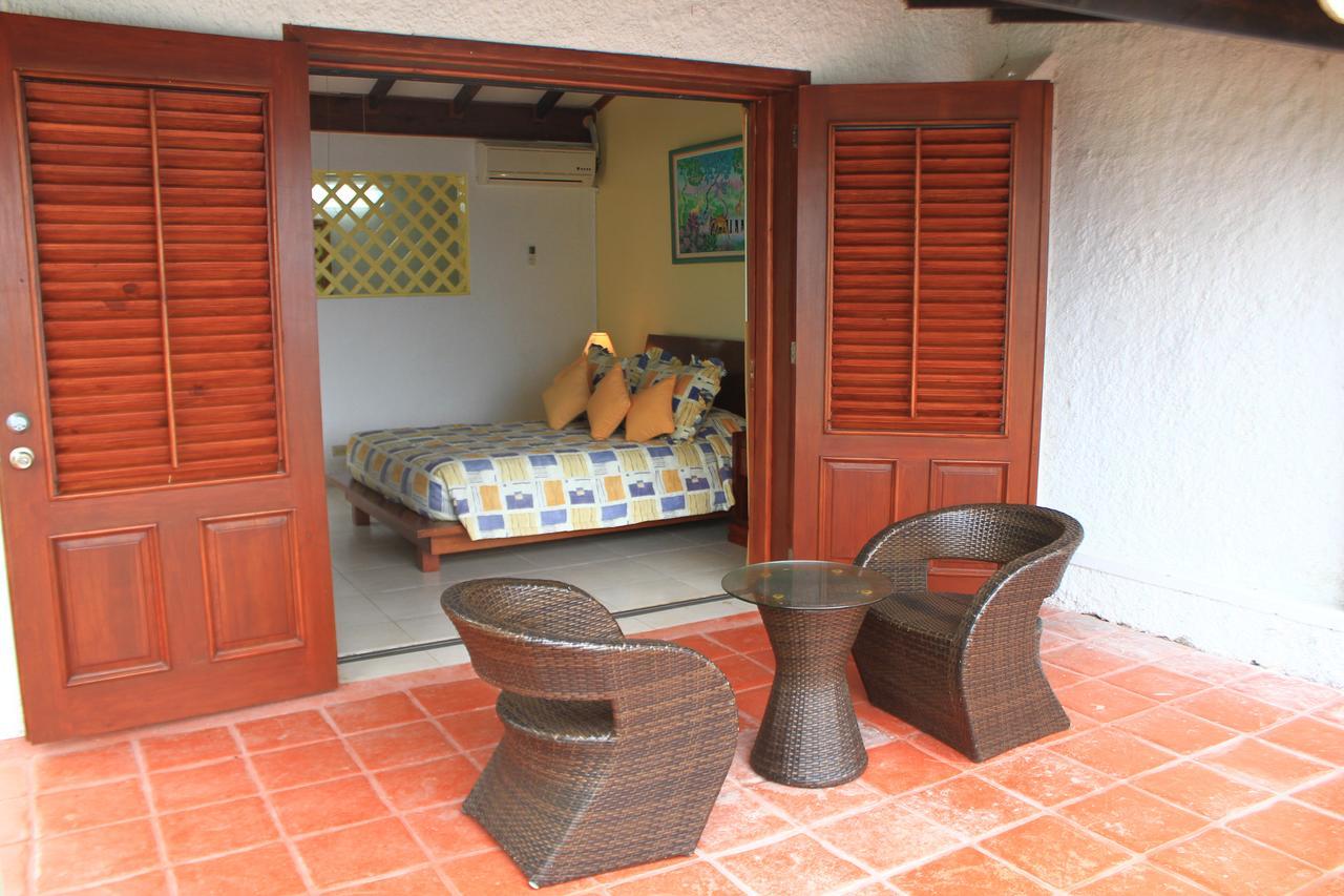 Moulin Sur Mer Beach Resort 몽트루이 외부 사진