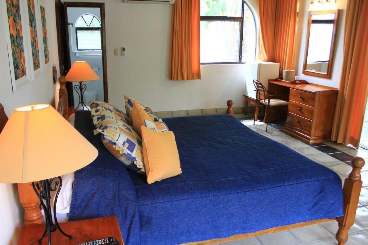 Moulin Sur Mer Beach Resort 몽트루이 외부 사진